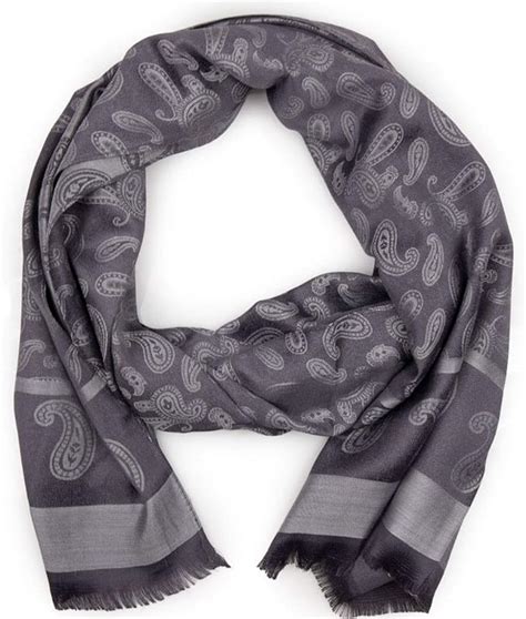 sciarpa chanel grigia|Sciarpe, foulard e stole da donna CHANEL in seta.